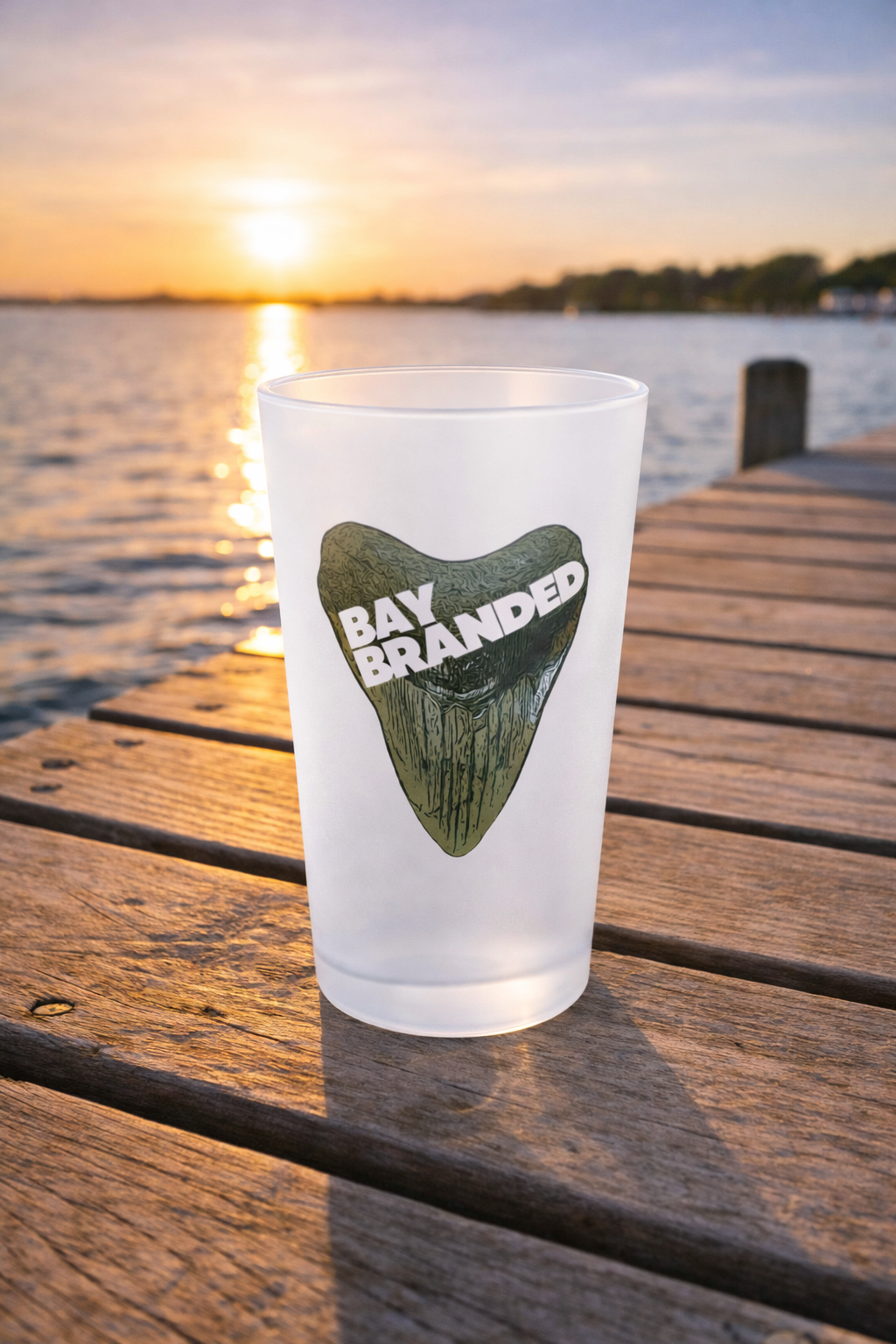 Bay Branded Frosted Pint Glass – 16oz